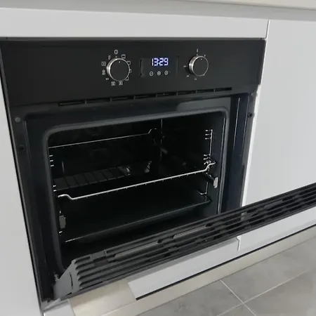 19 Piso Céntrico, Nuevo Y Bien Equipado En La Trinidad * La Laguna (Tenerife)