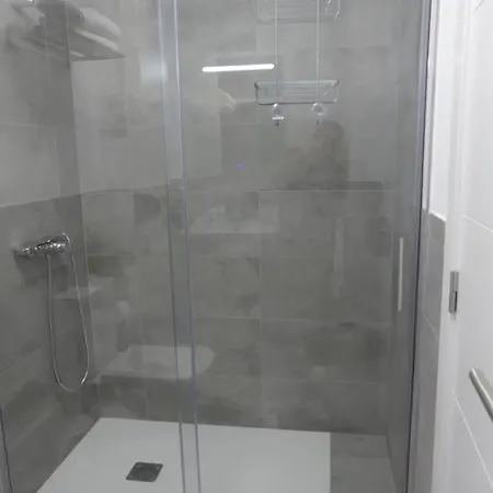 19 Piso Céntrico, Nuevo Y Bien Equipado En La Trinidad *