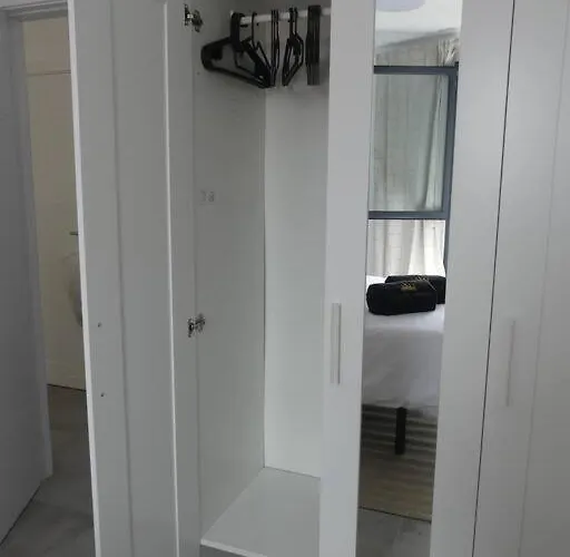 19 Piso Céntrico, Nuevo Y Bien Equipado En La Trinidad La Laguna (Tenerife)