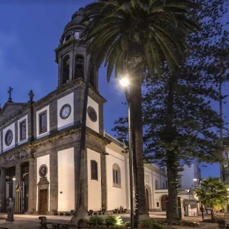 19 Piso Centrico, Nuevo Y Bien Equipado En La Trinidad * La Laguna (Tenerife)