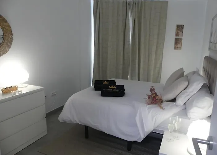 19 Piso Centrico, Nuevo Y Bien Equipado En La Trinidad Lejlighed *